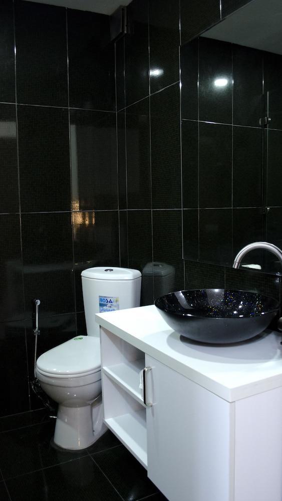 Hotel M9 Tiflis Dış mekan fotoğraf